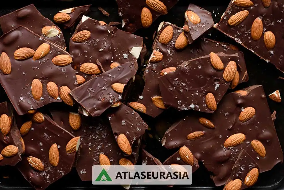 اسانس بادام